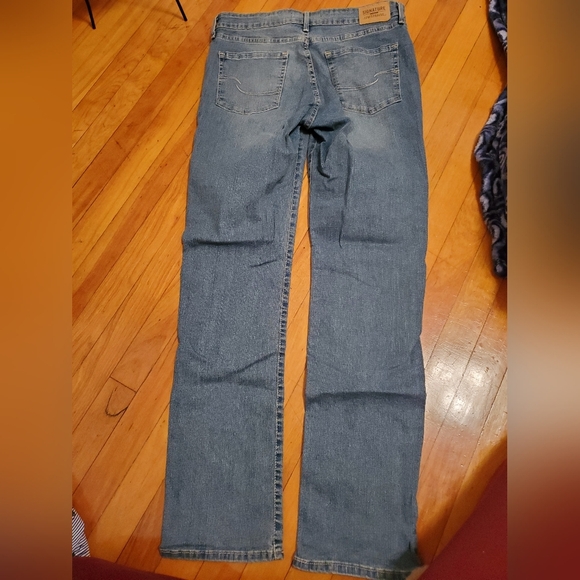 NWOT Signature by Levi Strauss Jean, straight, women size W30 L34. Faded blue. - Picture 6 of 10